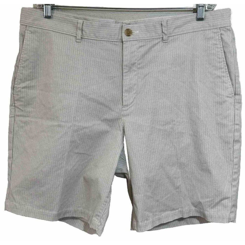 Saks Fifth Avenue Grey Herringbone Men's Casual Chino Shorts Size 38 - Picture 1 of 4